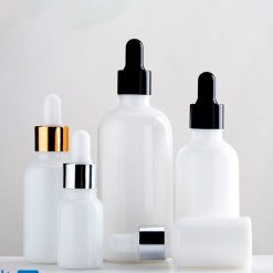 LỌ THỦY TINH TRẮNG NGỌC NẮP NHỎ GIỌT