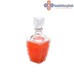Chai thủy tinh đựng rượu mẫu vuông vát đáy họa tiết nổi 750ml